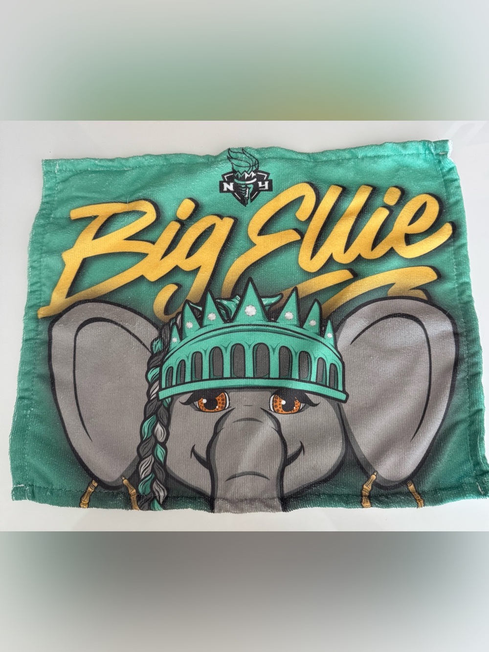 WNBA New York Liberty Big Ellie Birthday Rally Towel - lights up!!